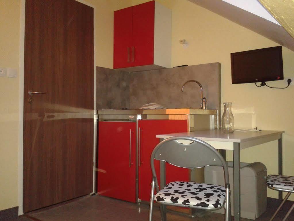 Apartamento Studio Meublé Dijon Exterior foto